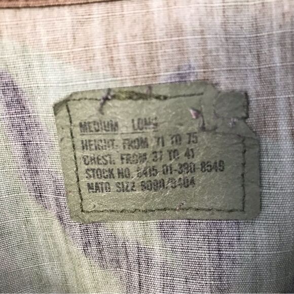 US Air Force Woodland Camo Jacket Patches Sergeant stripes Medium Long - Picture 5 of 5